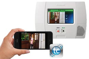 Honeywell's New LYNX Touch 5200 Introduces Live Video On-demand, Two-way Voice Over Wi-Fi® and More